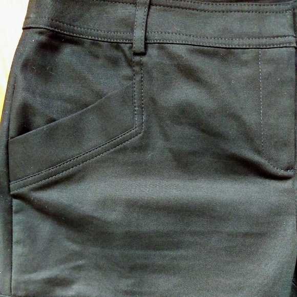 NWOT SoCo St. John {designer} Pants - Picture 5 of 7